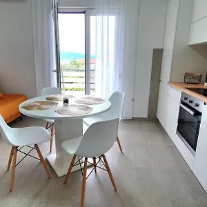apartman-pavlovi.primorje-gorskikotar.com/